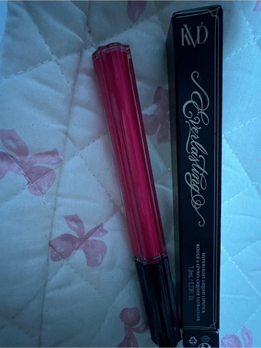 KVD Everlasting Liquid Lipstick - Bright Pink